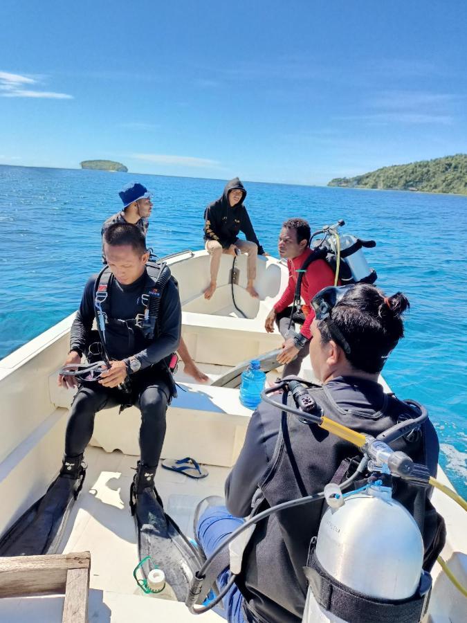 Warahnus Dive Homestay Kri Exterior photo
