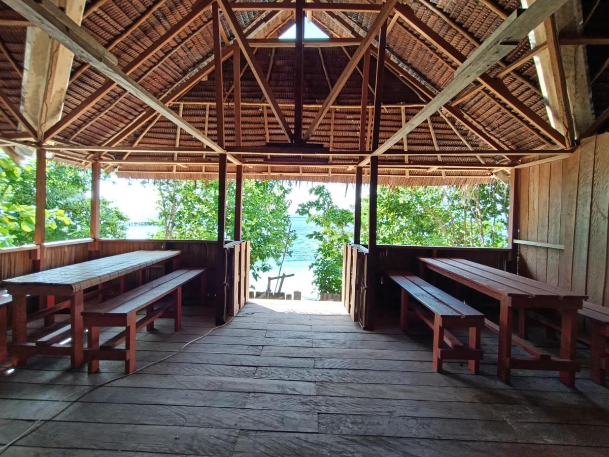 Warahnus Dive Homestay Kri Exterior photo